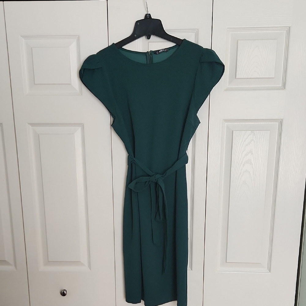 SHEIN Dark Green Midi Dress